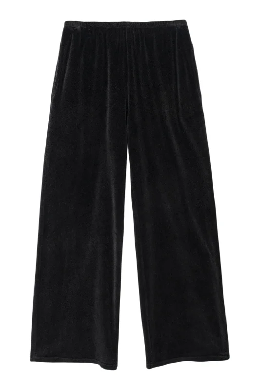 Xirena Mavis Velour Sweatpants in Black